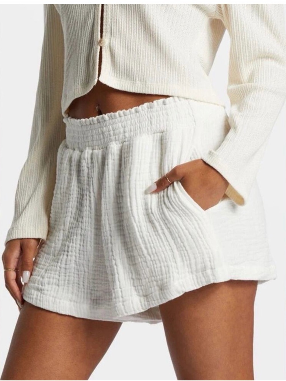 ROXY Women’s Cream Gauze Skort with Elastic Waist and Pockets